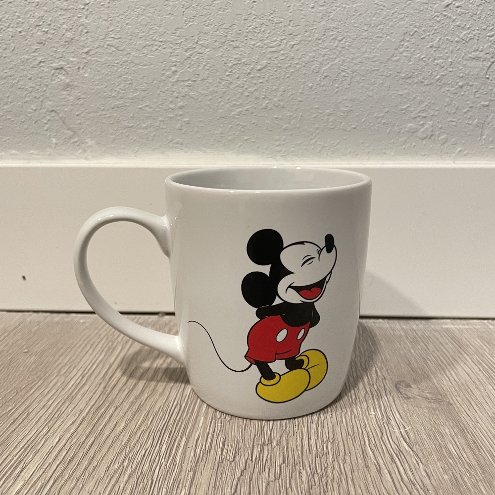 NWT TOKYO DISNEY RESORT MUG